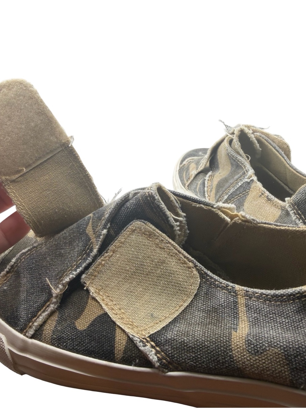 Gypsy Jazz | Womenβs Casual Slip-On Camo Sneakers - Tan/Olive | 8 - Picture 8 of 9